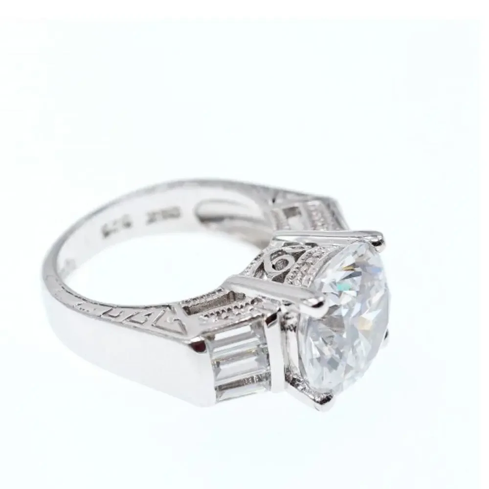 925 Sterling Silver CZ Ring Size 5.5